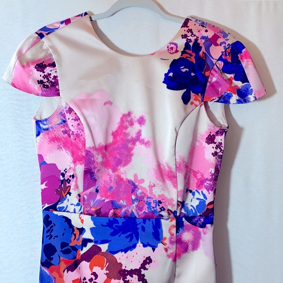 FASHION STAR DRESS - Picture 4 of 9